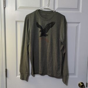 American Eagle Outfitters Classic Fit Gray Tee